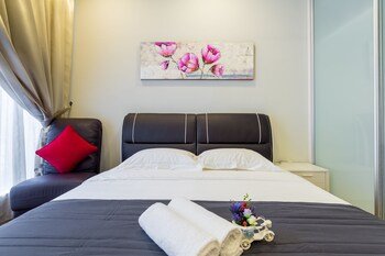 soho suites klcc by aloha