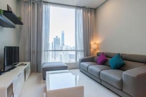 soho suites klcc by aloha