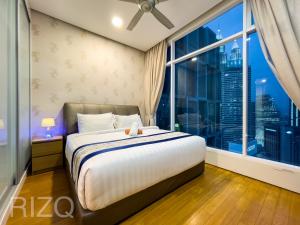 soho suites klcc by aloha