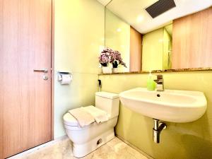 soho suites klcc by aloha