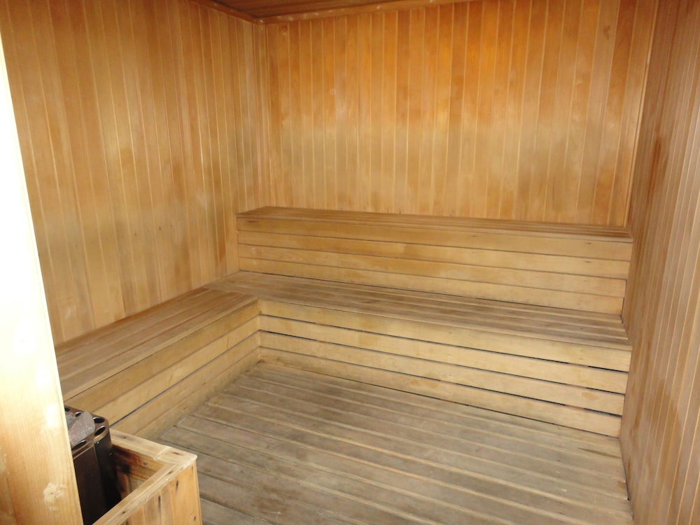 garden service suites at times square