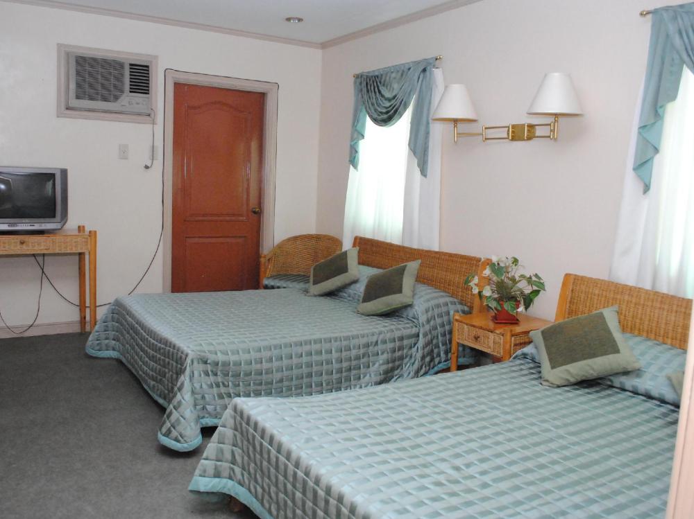 dj paradise hotel