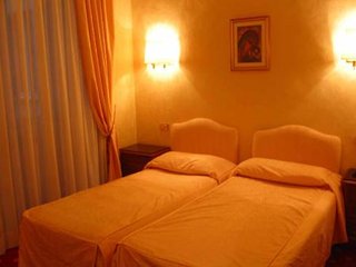 Ostello Bello Roma,Near Colosseum,3 star