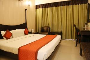 hotel orange 35