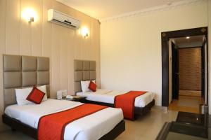 hotel orange 35