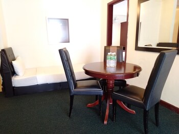 grand service apartment at times square