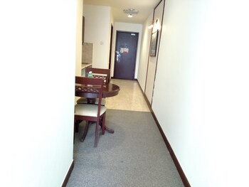 grand service apartment at times square