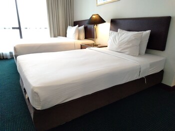 grand service apartment at times square