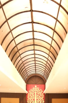 boss suites nana hotel