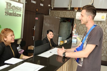 boss suites nana hotel