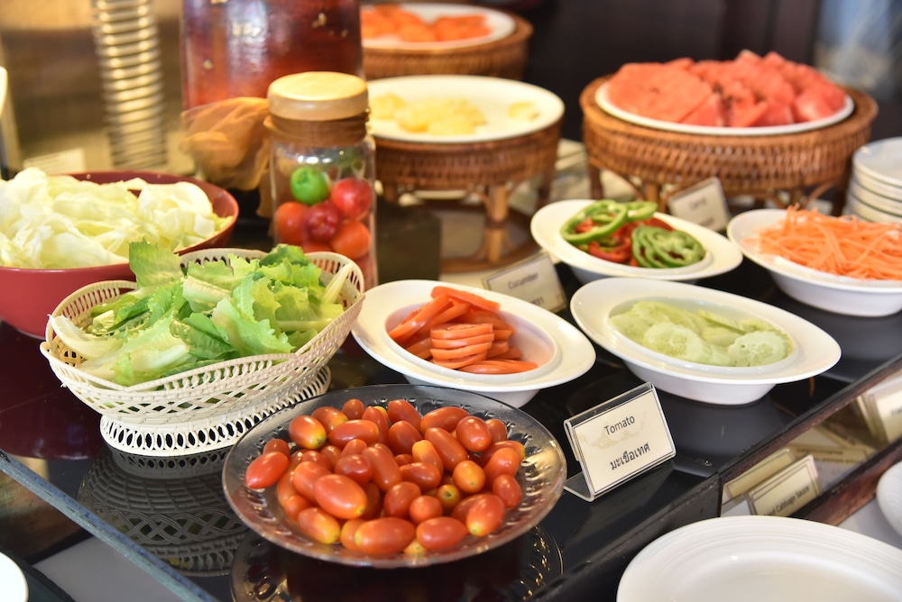 boss suites nana hotel