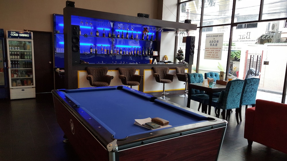 boss suites nana hotel