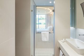 radisson blu hotel and residence riyadh diplomatic quarter