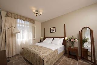 Hotel-Img