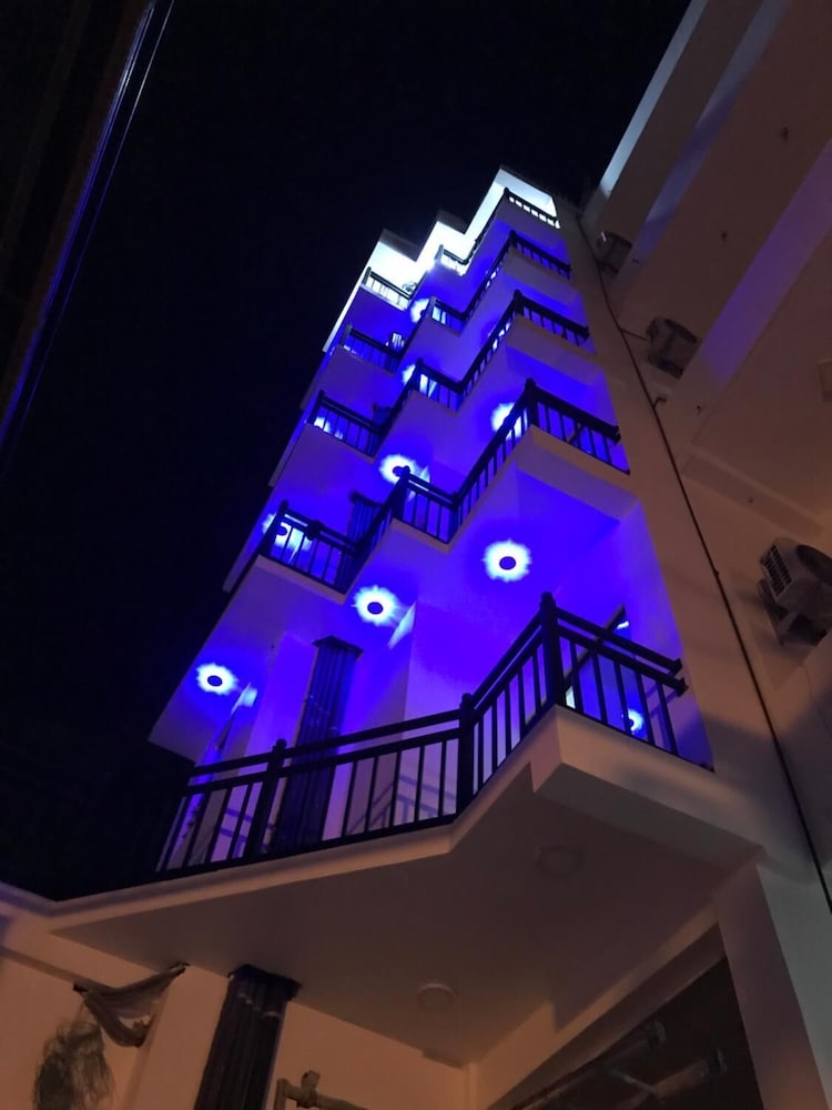 opulence colombo