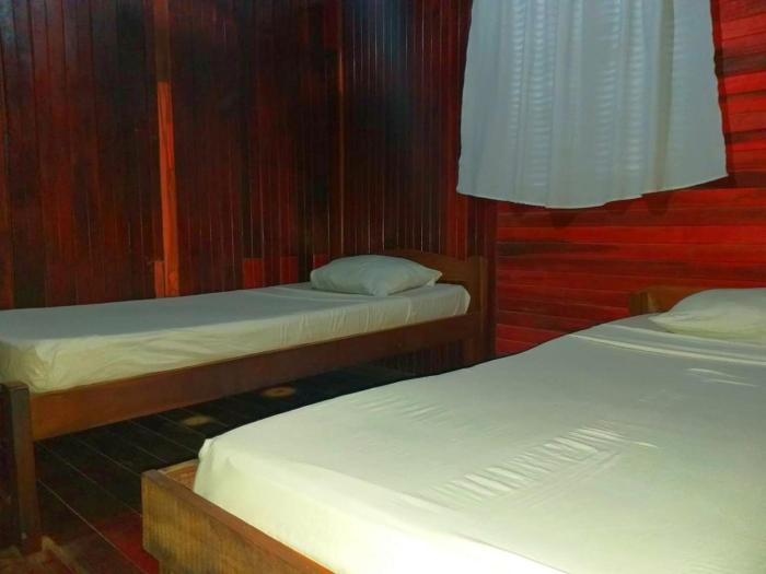 downtown montezuma hostel
