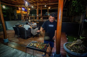 tatak bunut villa ceningan