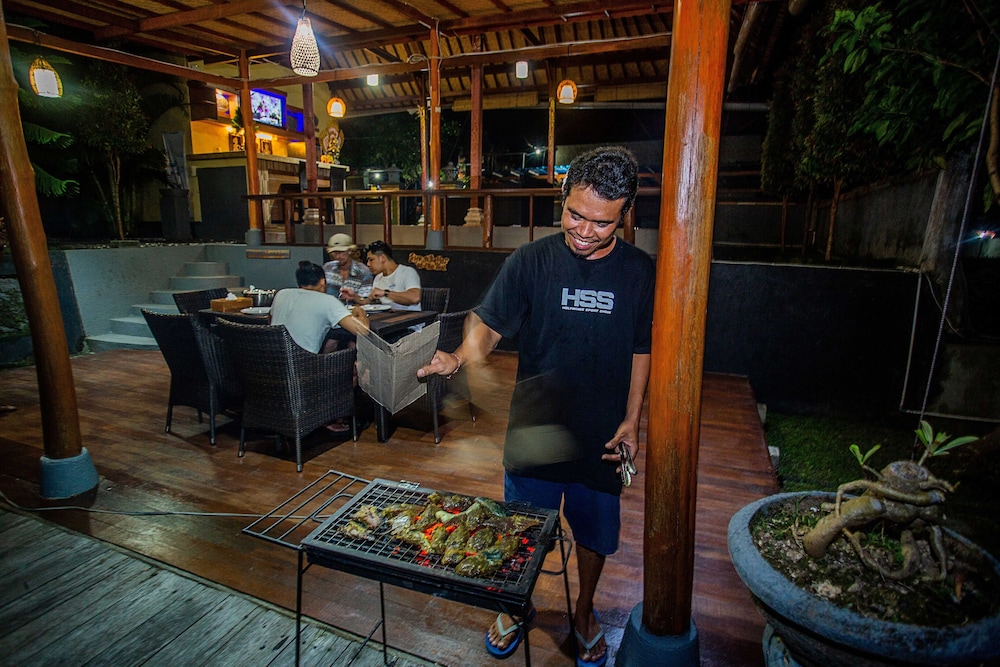 tatak bunut villa ceningan