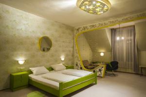 Hotel Am Berg,Sachsenhausen>>Frankfurt,3 star