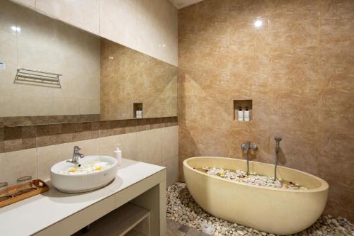 paisa seminyak living