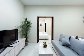 paisa seminyak living