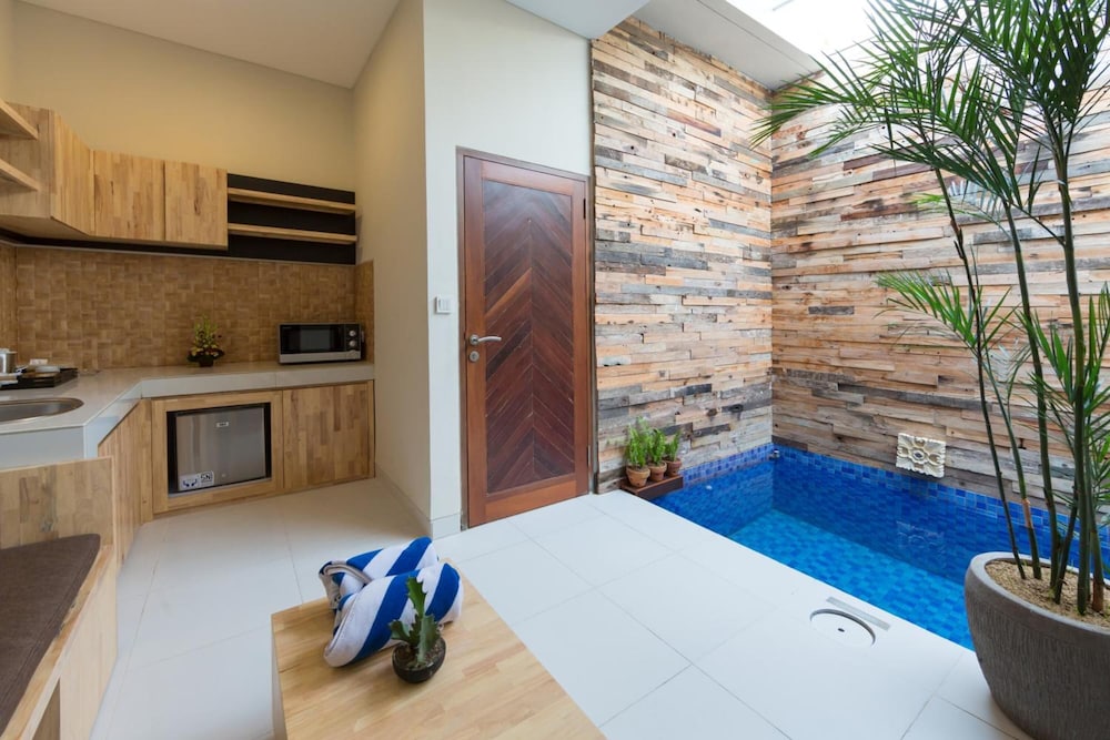 paisa seminyak living