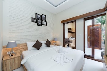 paisa seminyak living