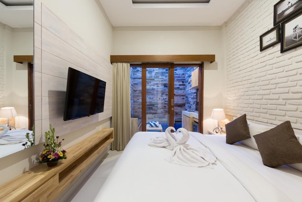 paisa seminyak living