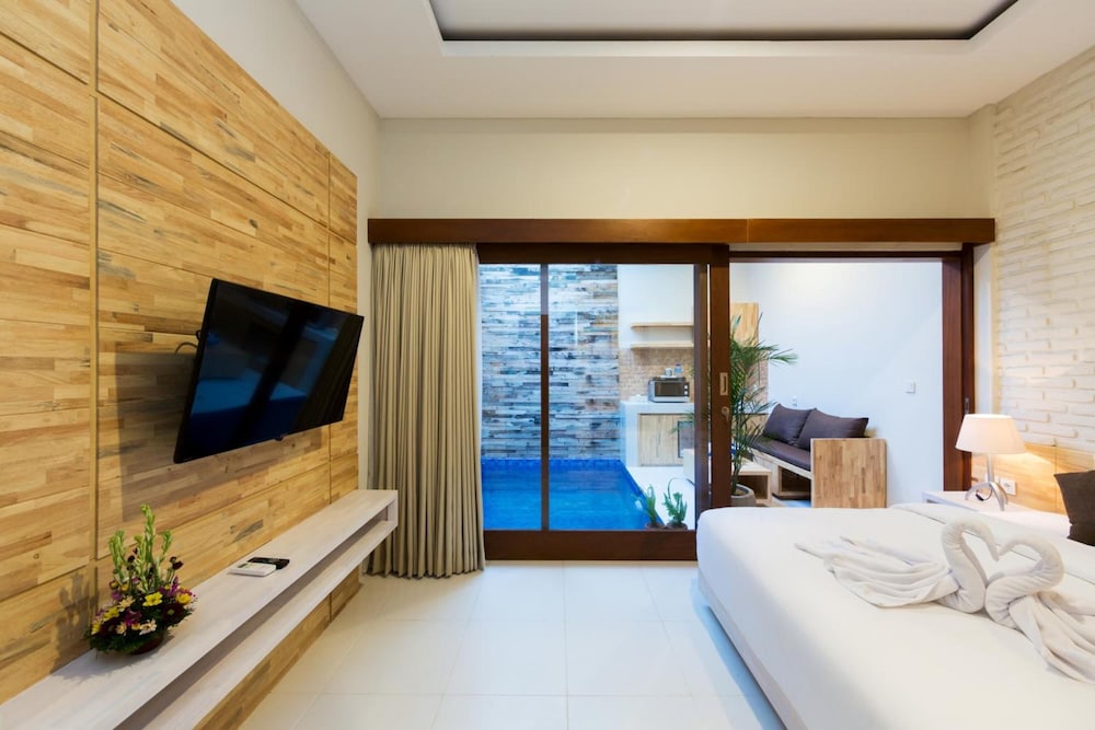 paisa seminyak living