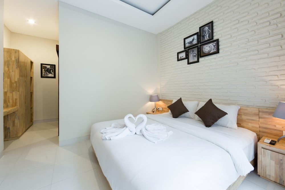 paisa seminyak living