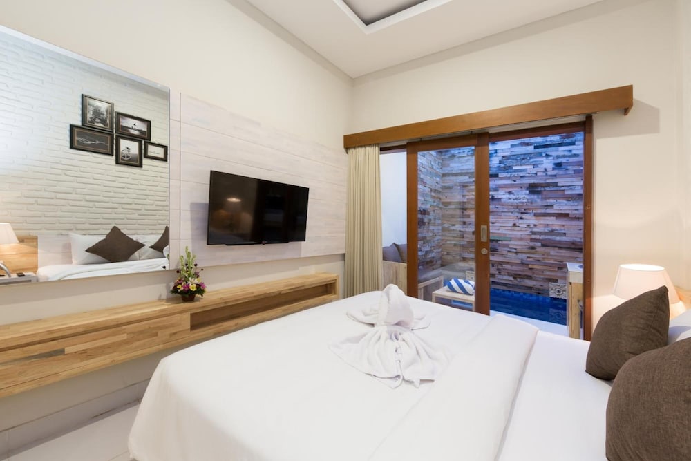 paisa seminyak living