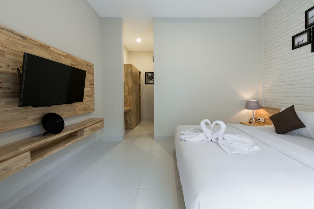 paisa seminyak living