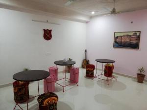 om trance homestay