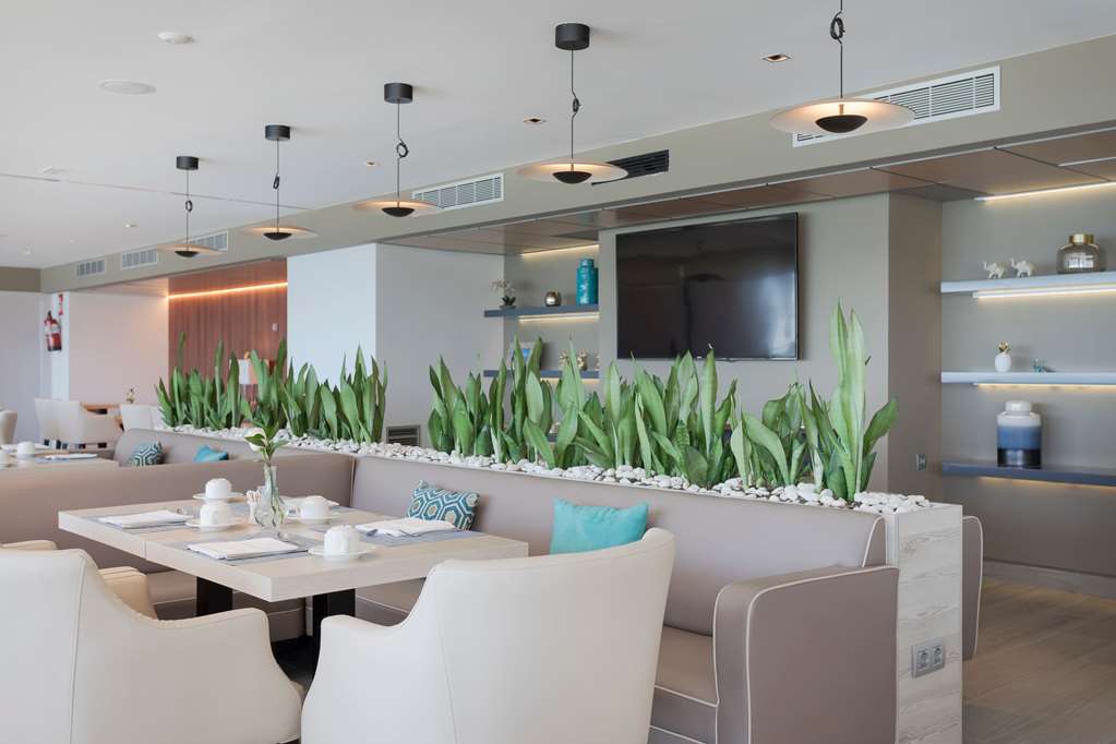 the level at melia alicante adults only