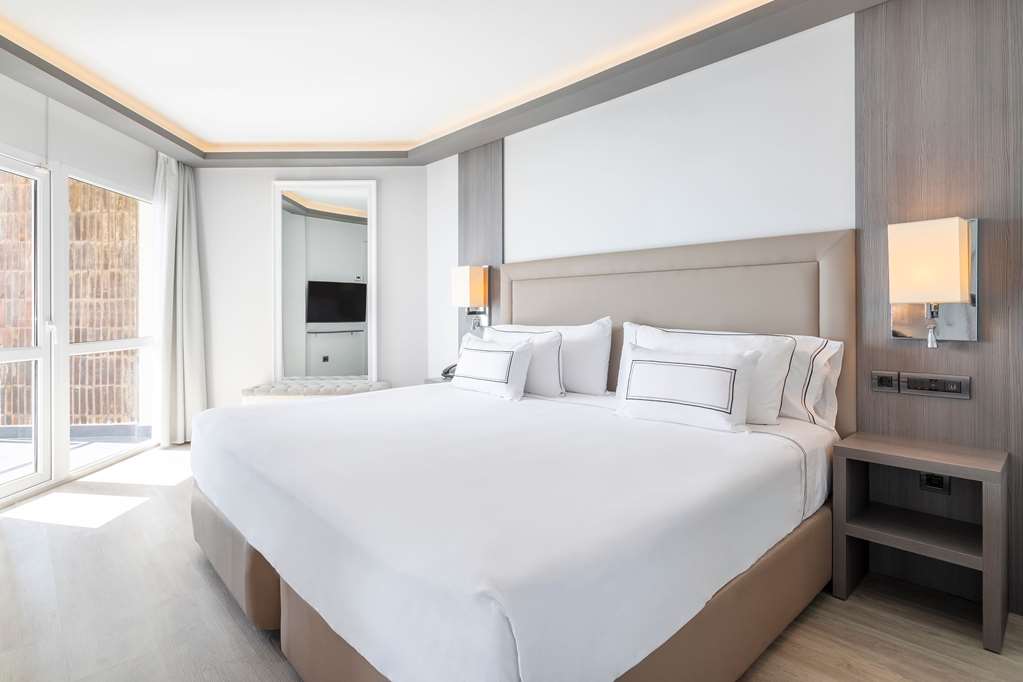the level at melia alicante adults only