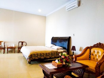 nirwana buton villa
