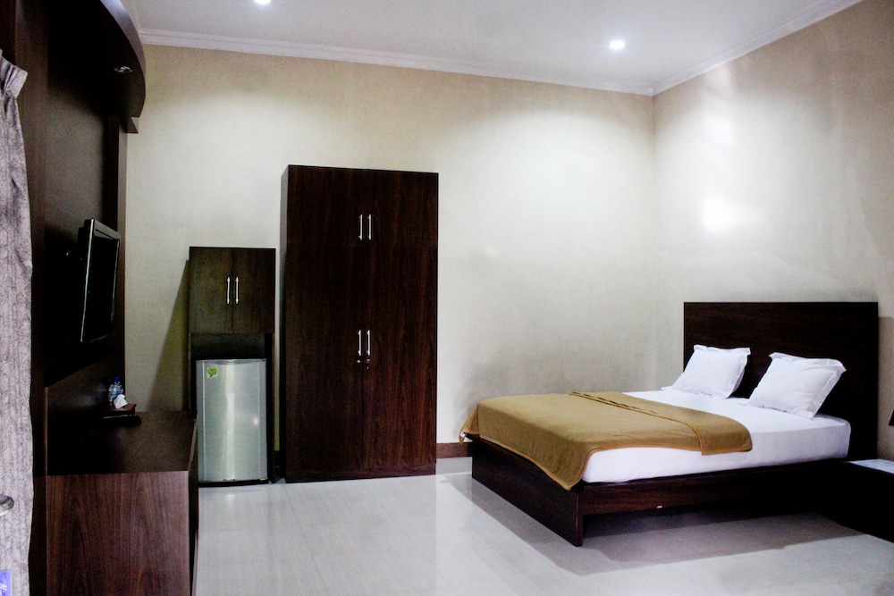 nirwana buton villa