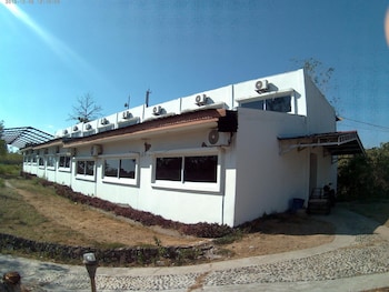 nirwana buton villa