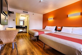 super 8 by wyndham petaluma