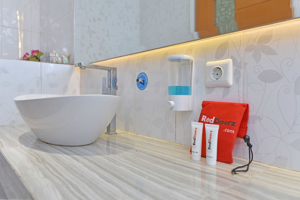 reddoorz plus mahendradatta denpasar