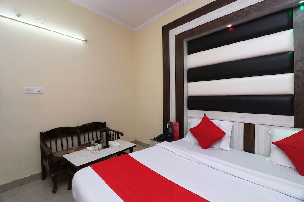 oyo 22242 maa rudrani resort