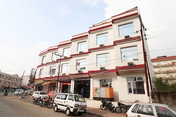 oyo 22242 maa rudrani resort
