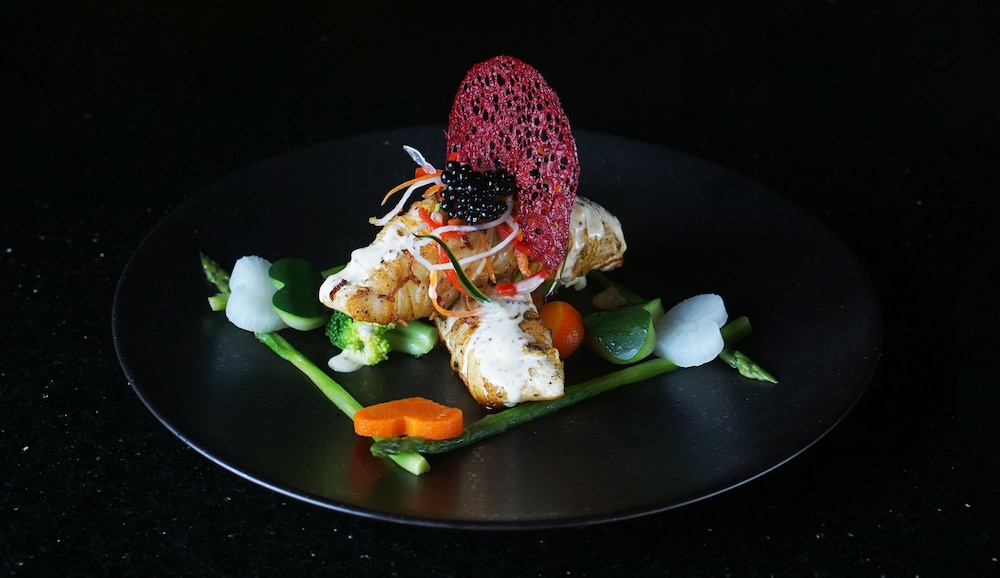 avenzel hotel and convention cibubur