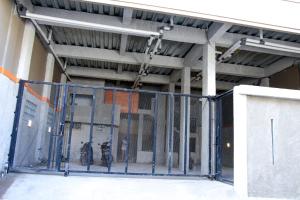 reddoorz near mangga dua square