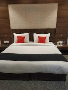hotel s b excellency