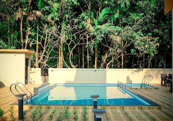 royal paradise hotel