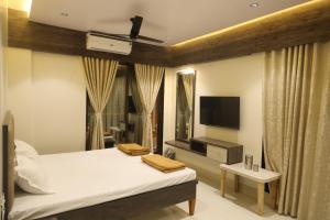 royal paradise hotel