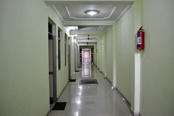 Hotel Rama Palace,Lucknow>>Hardoi,3 star