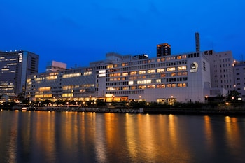 hotel osaka castle