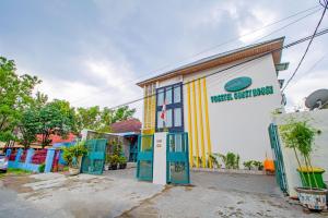vosstel guest house